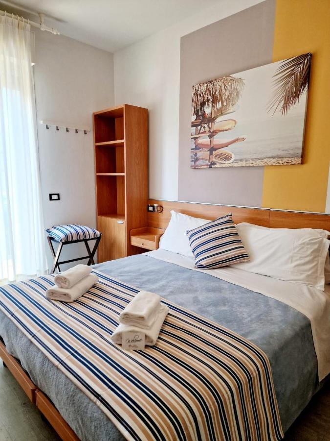 Hotel Orchidea Lignano Sabbiadoro Extérieur photo