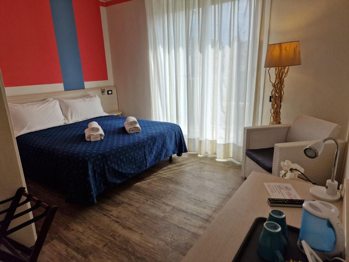 Hotel Orchidea Lignano Sabbiadoro Extérieur photo