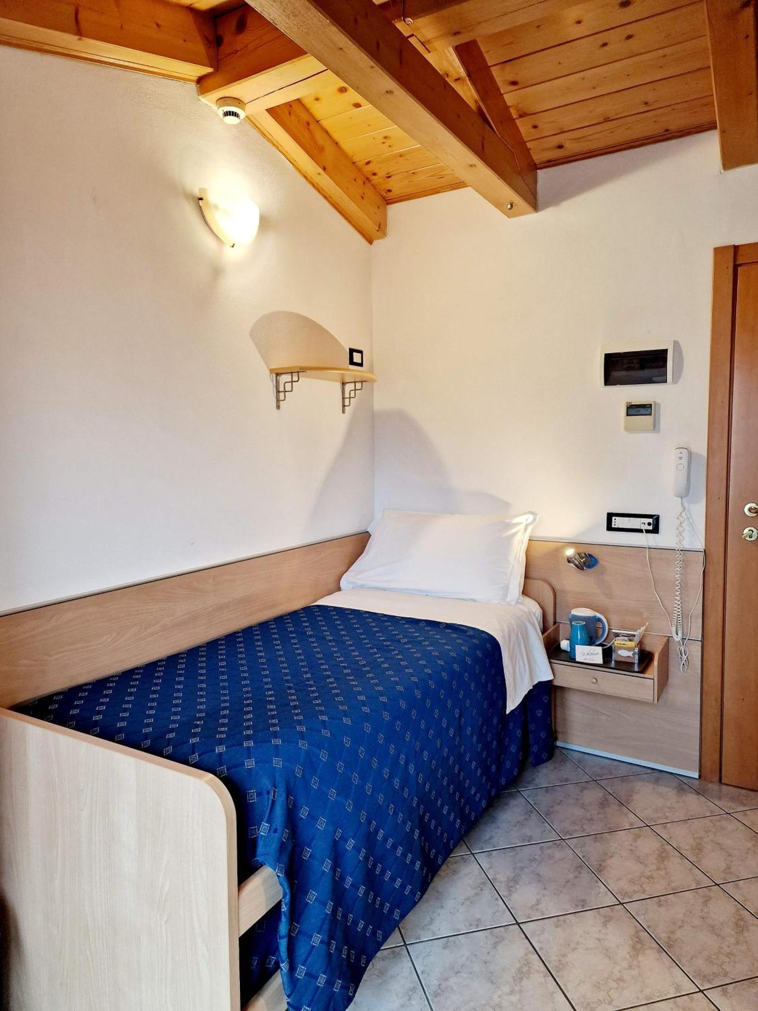 Hotel Orchidea Lignano Sabbiadoro Extérieur photo